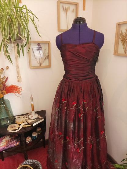 robe de bal Rosa , artisanal sur mesure , fait main, tissu recyclé vue face 
