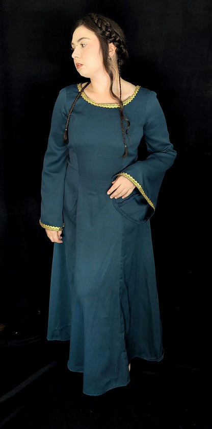 robe médiévale Guenièvre