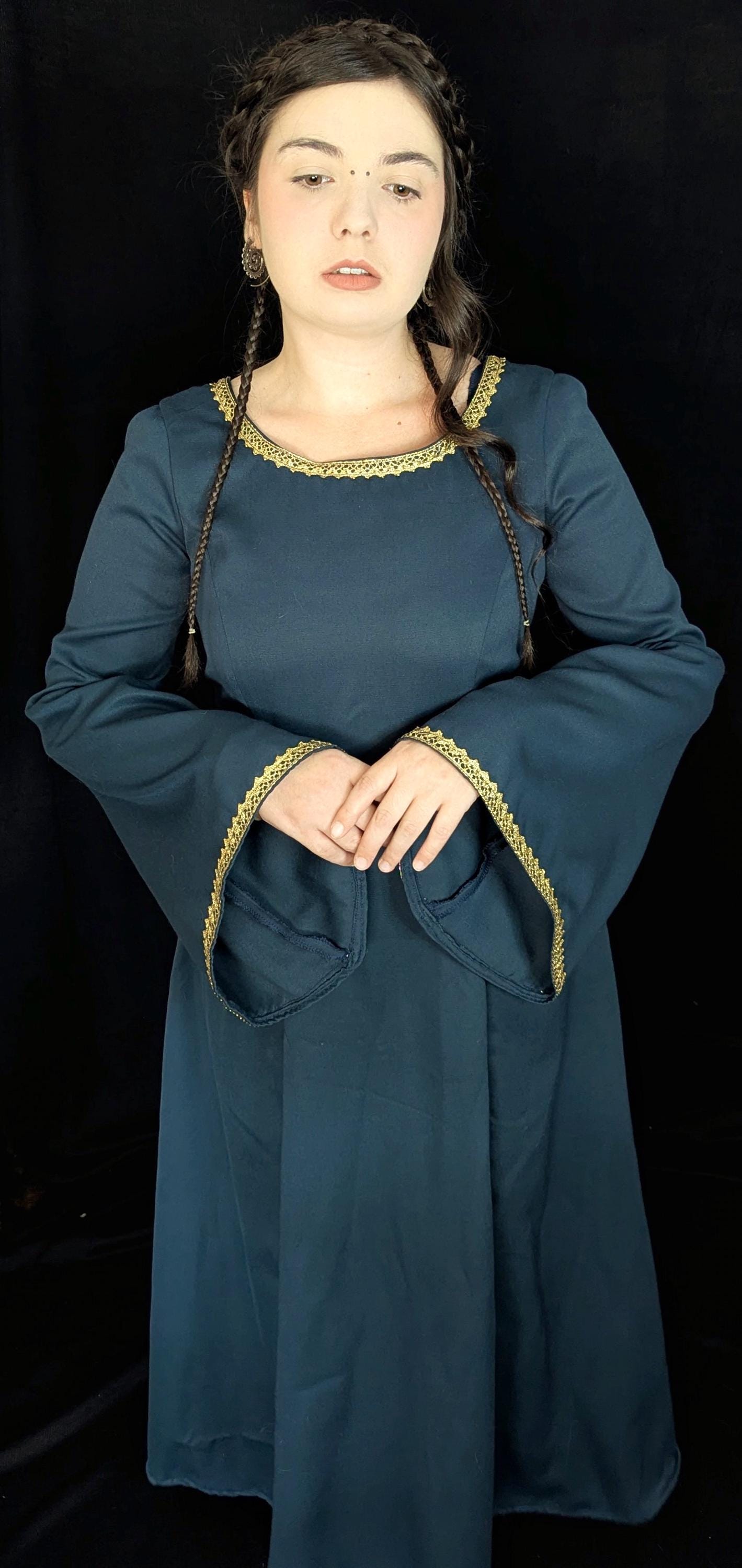 robe médiévale Guenièvre