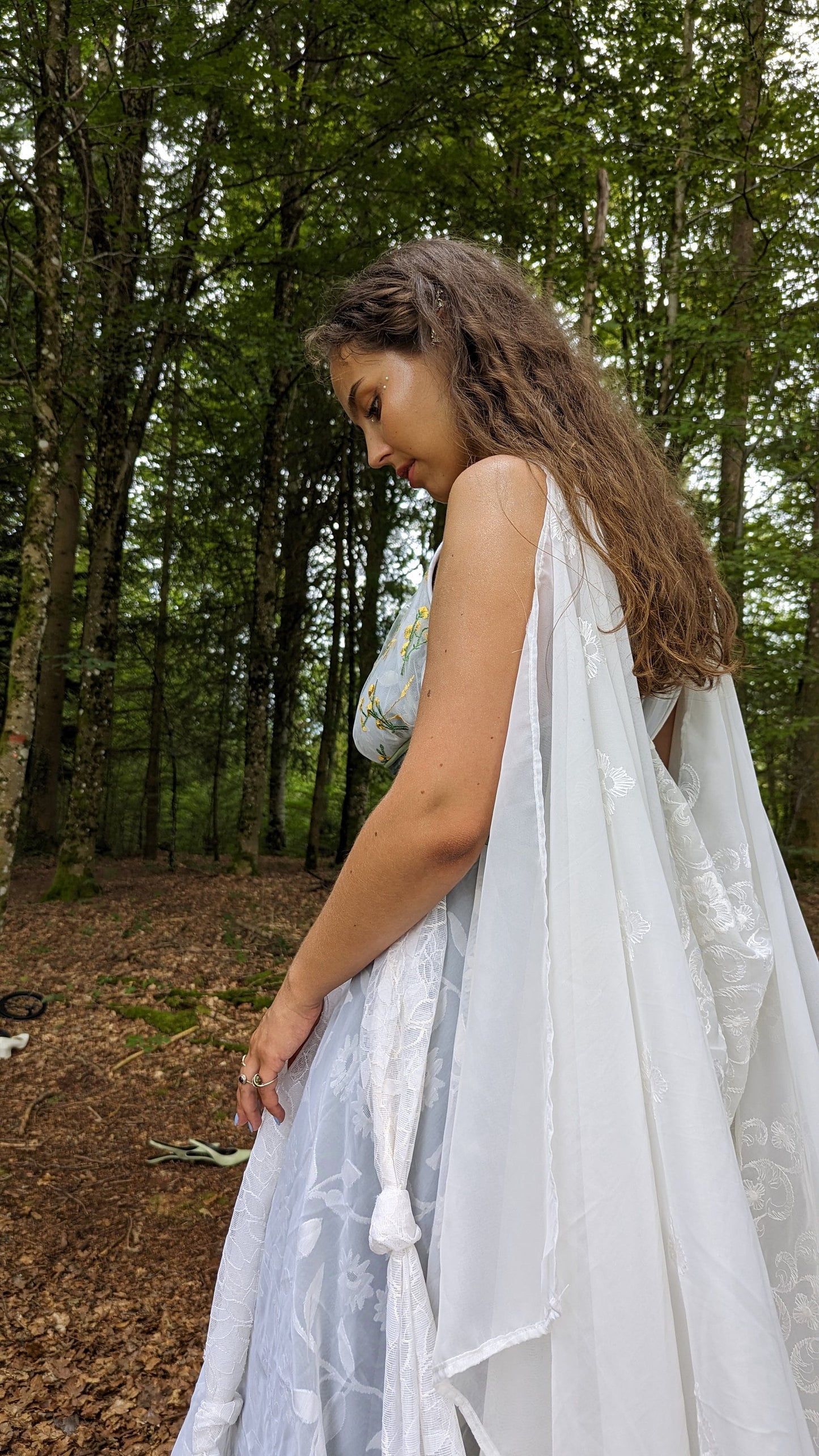 robe fée artisanal unique , tissu de seconde main , fait main , détaille porter 