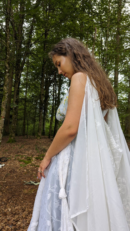robe fée artisanal unique , tissu de seconde main , fait main , détaille porter 